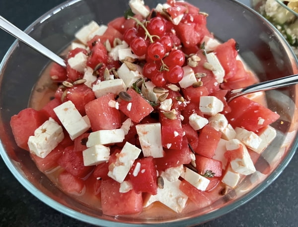 🍴Fruchtiger Melonen-Feta Salat mit Leindotteröl